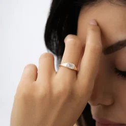 1.00 ctw 14k Emerald Cut Lab Grown Diamond Ring - Remi