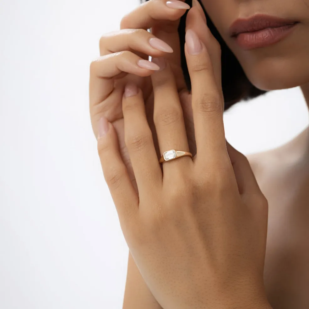 1.00 ctw 14k Emerald Cut Lab Grown Diamond Ring - Remi