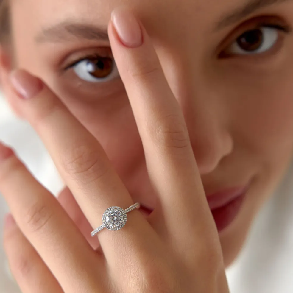 1.25 ctw 14K Halo Setting Round Brilliant Lab Grown Diamond Engagement Ring - Aria