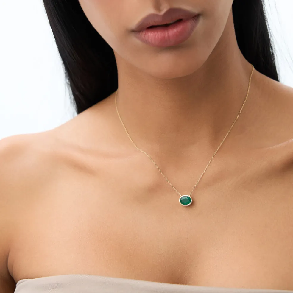 14k 1.55 - 2.20 Ctw Oval Shaped Bezel Setting Emerald Necklace