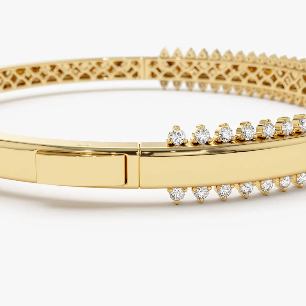 14k 0.85 Ctw Statement Diamond Bangle Bracelet