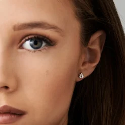 14k Dainty Minimal Baguette Diamond Studs