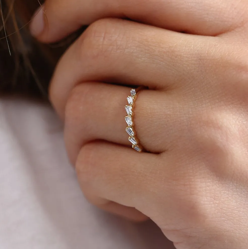 14k 7 Stone Slanted Baguette Diamond Ring