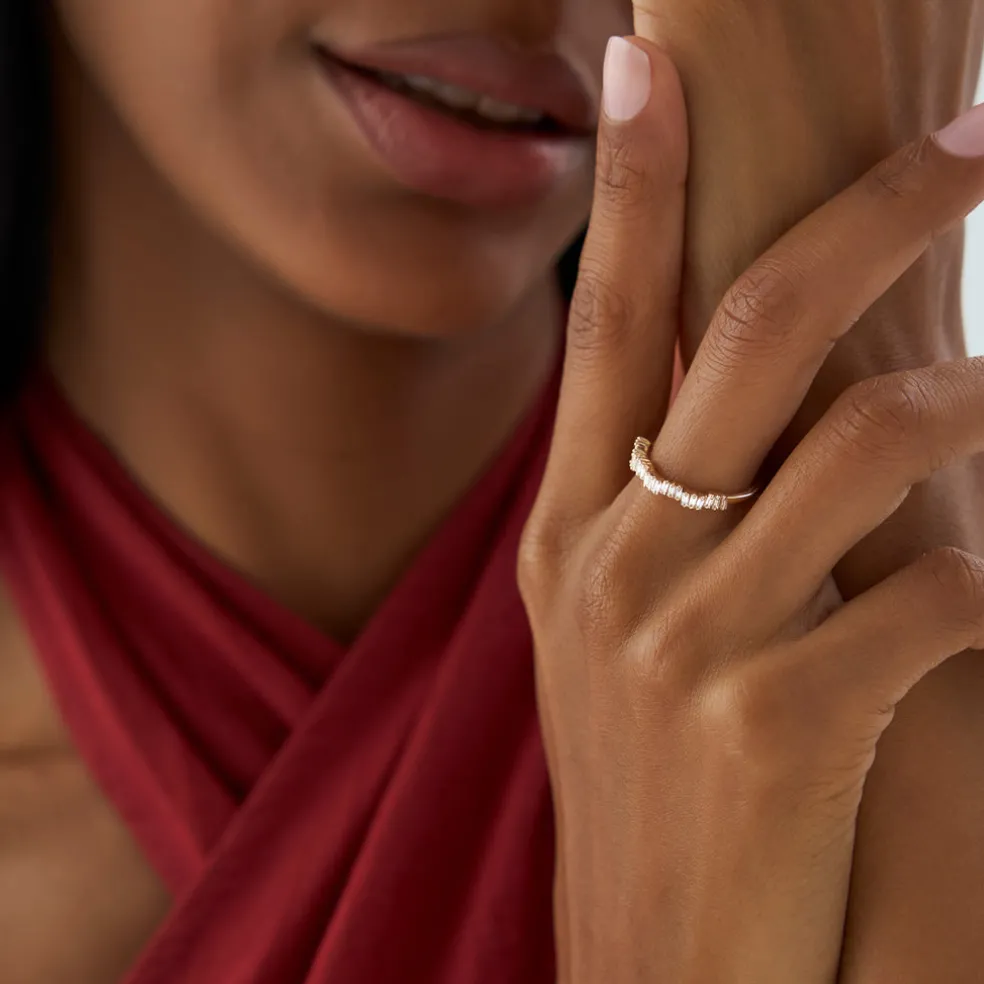 14k Asymetrical Baguette Diamonds Ring