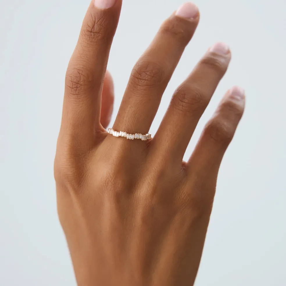 14k Asymetrical Baguette Diamonds Ring