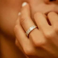 14K Baguette & Round Diamond Wedding Band