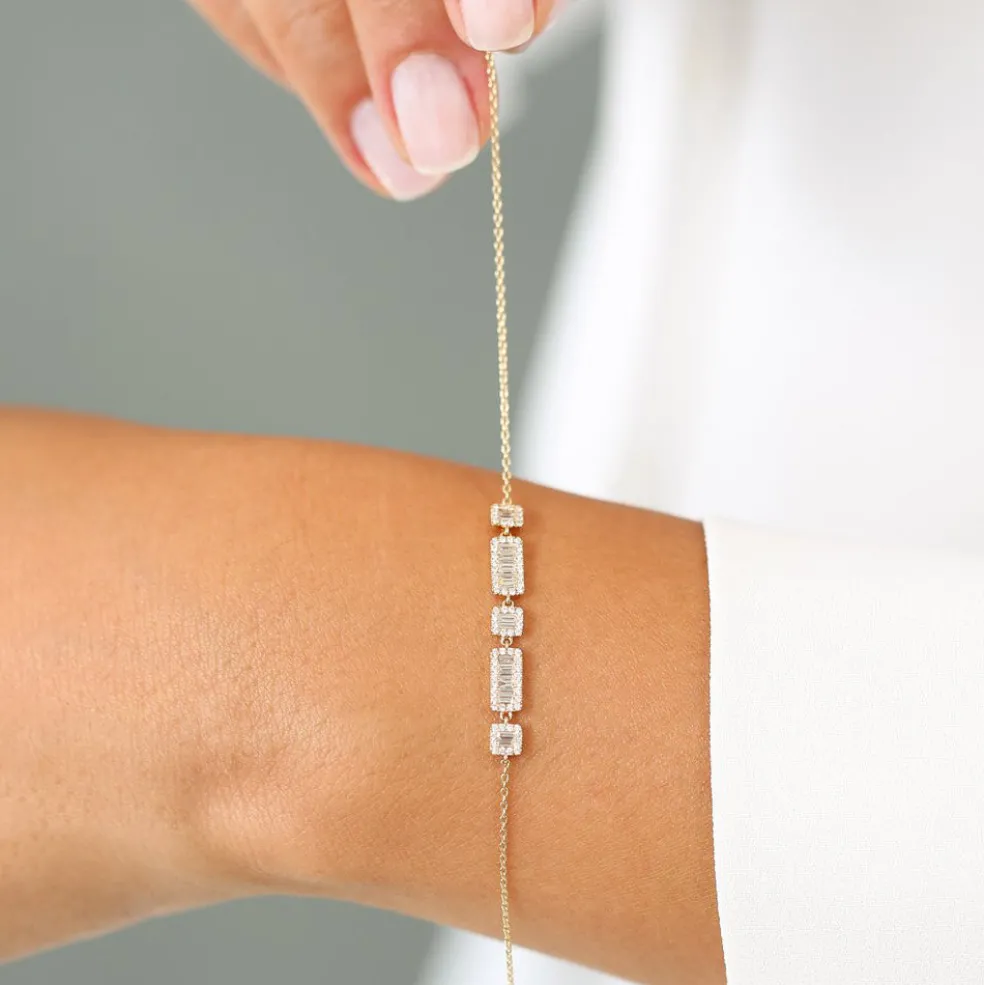14K Baguette and Round Diamond Bracelet