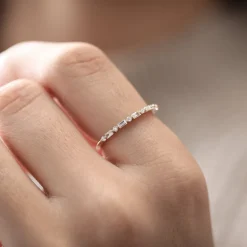 14K Baguette and Round Diamond Ring