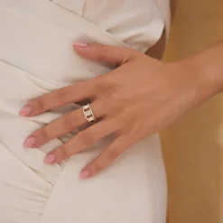 14k Baguette and Round Diamond Illusion Setting Cocktail Ring
