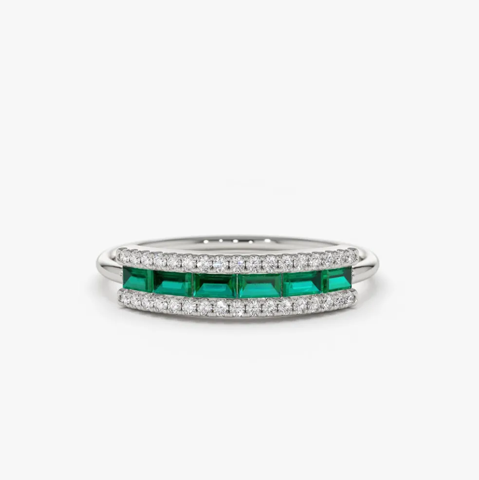 14k Baguette Emerald and Diamonds Ring