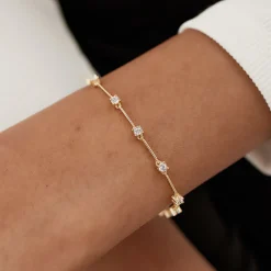 14k Bar and Diamond Infinity Bracelet 0.85 ctw
