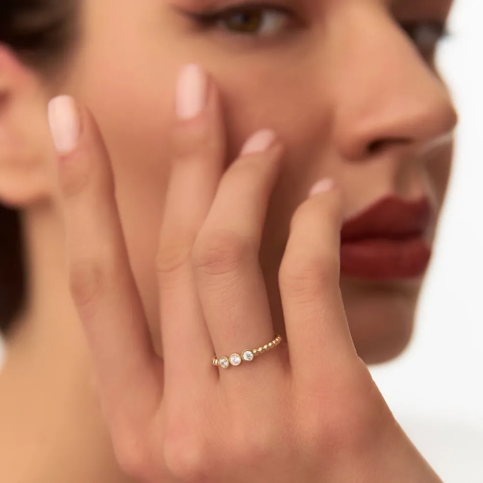 14k Beaded Three Stone Diamond Ring