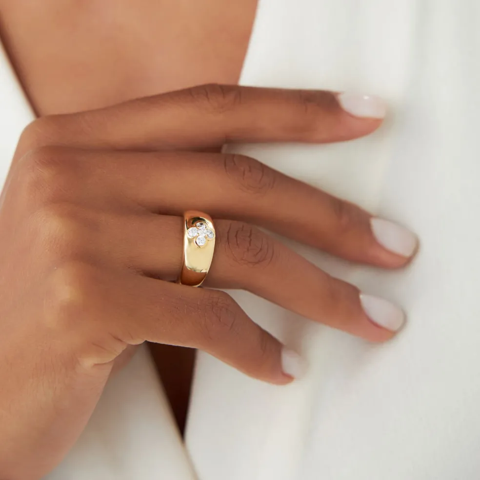14k Chunky Diamond Clover Ring