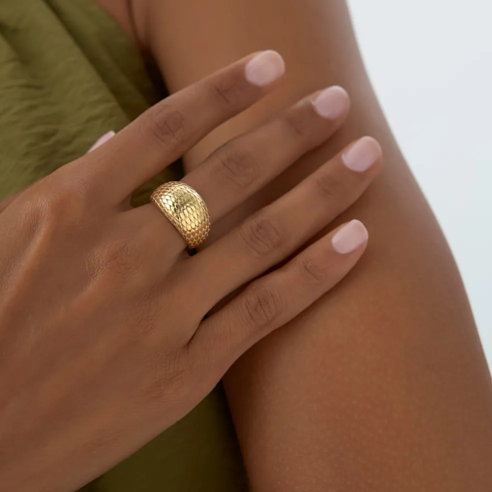 14K Chunky Snake Skin Texture Ring