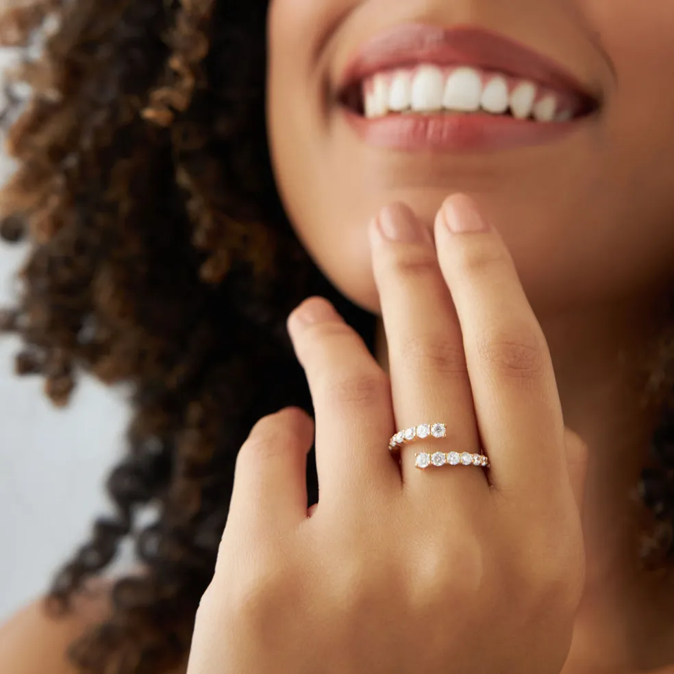 14k Cross Over Graduated Diamond Wrap Ring