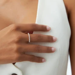 14k 0.55ctw 9 Stone Shared Prong Diamond Wedding Band