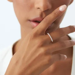 14k 0.55ctw 9 Stone Shared Prong Diamond Wedding Band