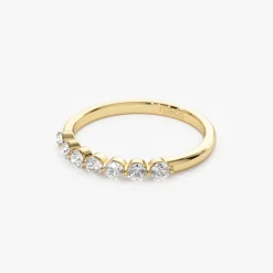 14k 0.40ctw 7 Stone Shared Prong Diamond Wedding Band