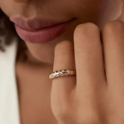 14k Dome Zig Zag Flush Diamond Ring