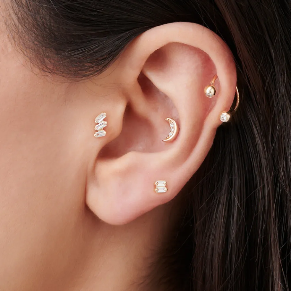 14k Double Baguette Diamond Helix Piercing