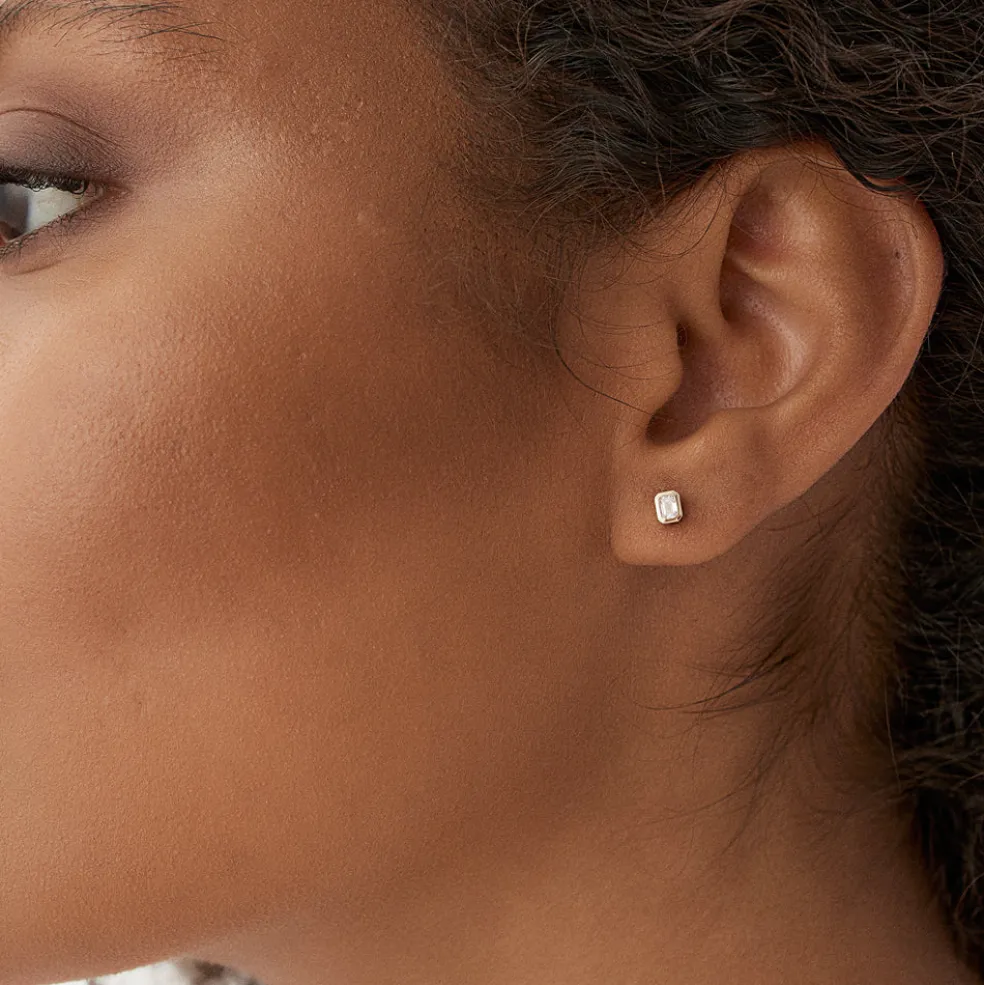 14k Emerald Cut Bezel Setting Stud Earrings