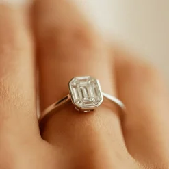 14k Emerald Cut Illusion Mosaic Solitaire Engagement Ring