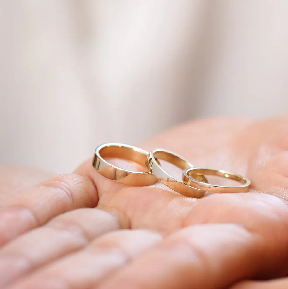 14K Flat 4MM Wedding Band
