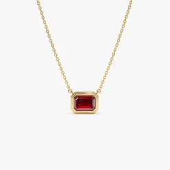 14K Gold 0.95 ctw Emerald Cut Bezel Setting Garnet