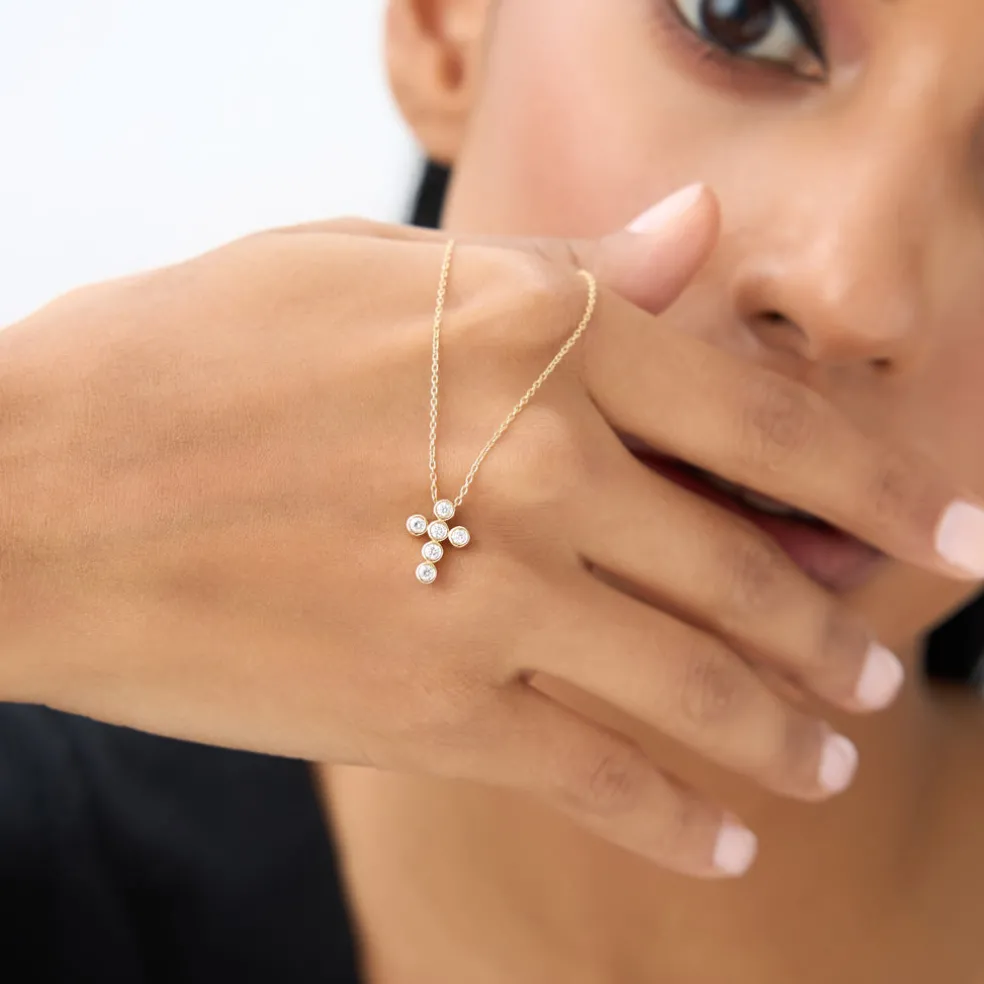 14K Gold 6 Stone Bezel Setting Diamond Cross Necklace