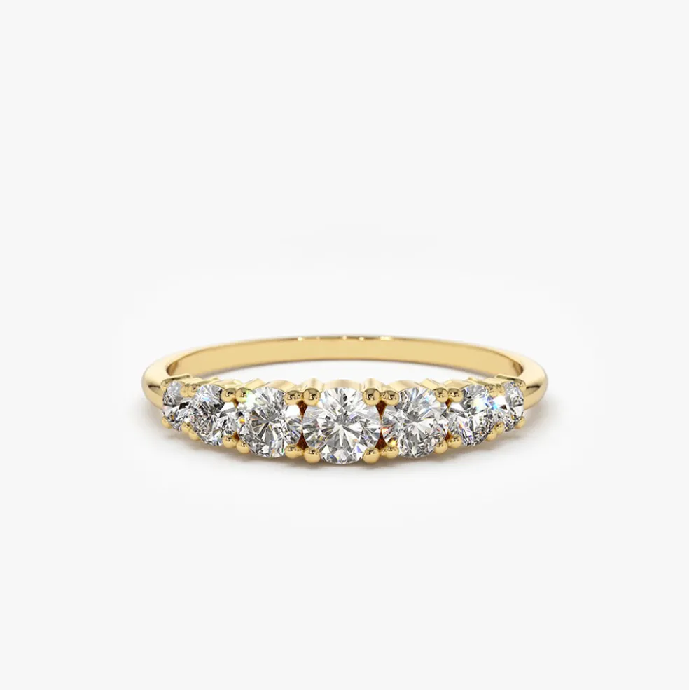 14K Gold 7 Stone Diamond Graduated Wedding Ring