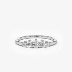 14K Gold 5 Stone Graduating Diamond Wedding Ring
