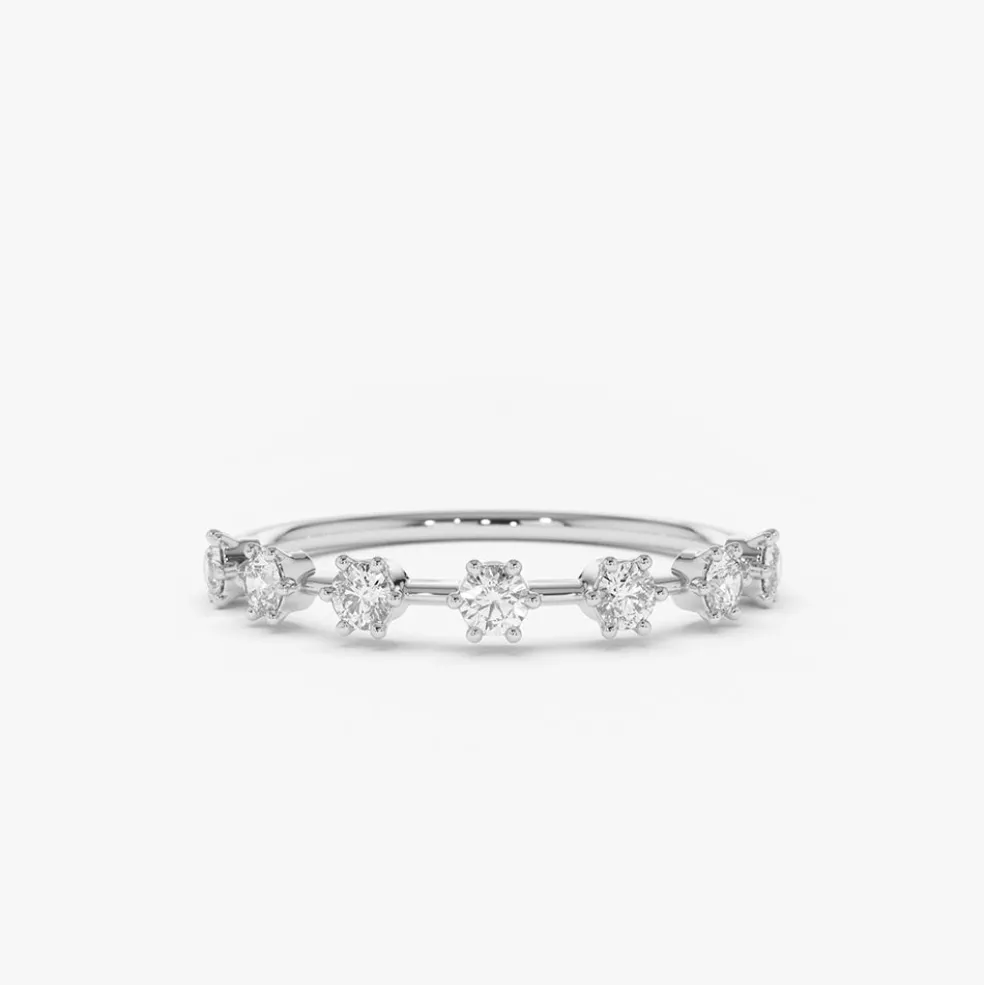 14K Gold 7 Stone Round Diamond Wedding Ring