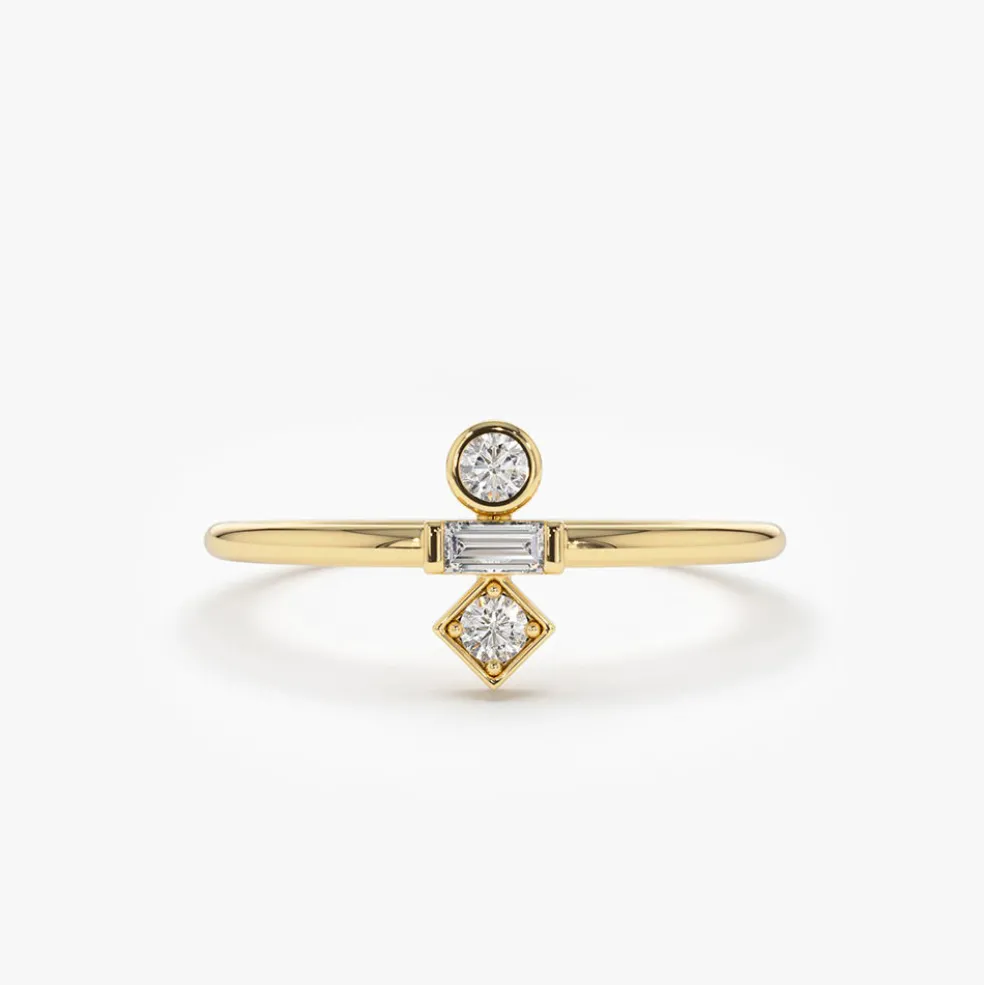 14K Gold Baguette and Round Cut Diamond Ring