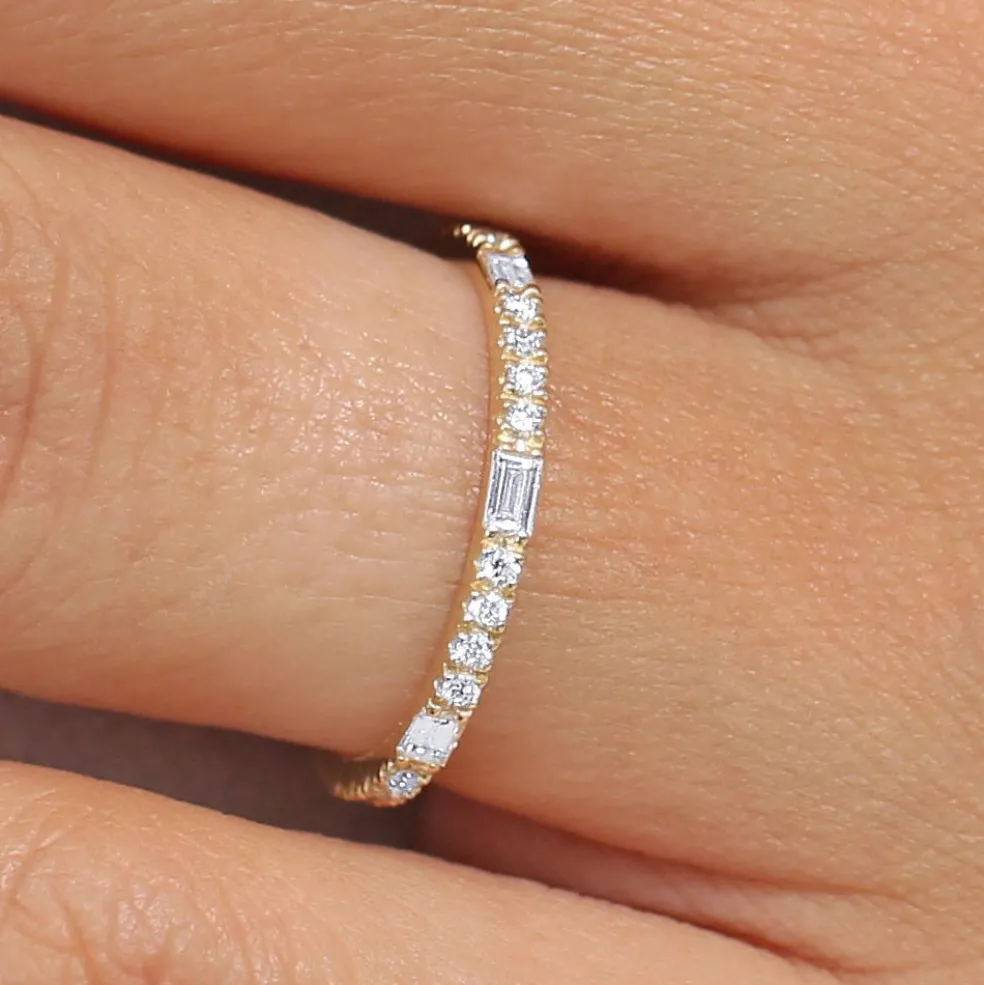 14K Gold Baguette and Round Cut Diamond Wedding Band