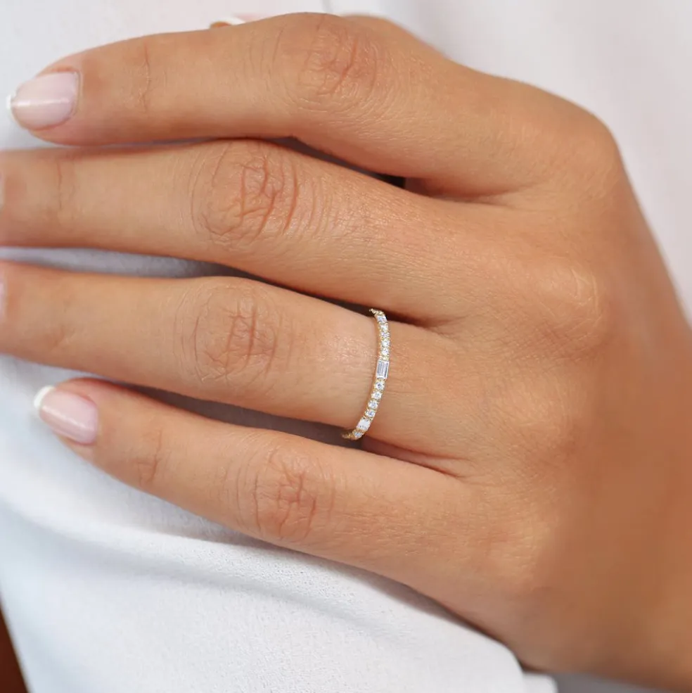 14K Gold Baguette and Round Cut Diamond Wedding Band
