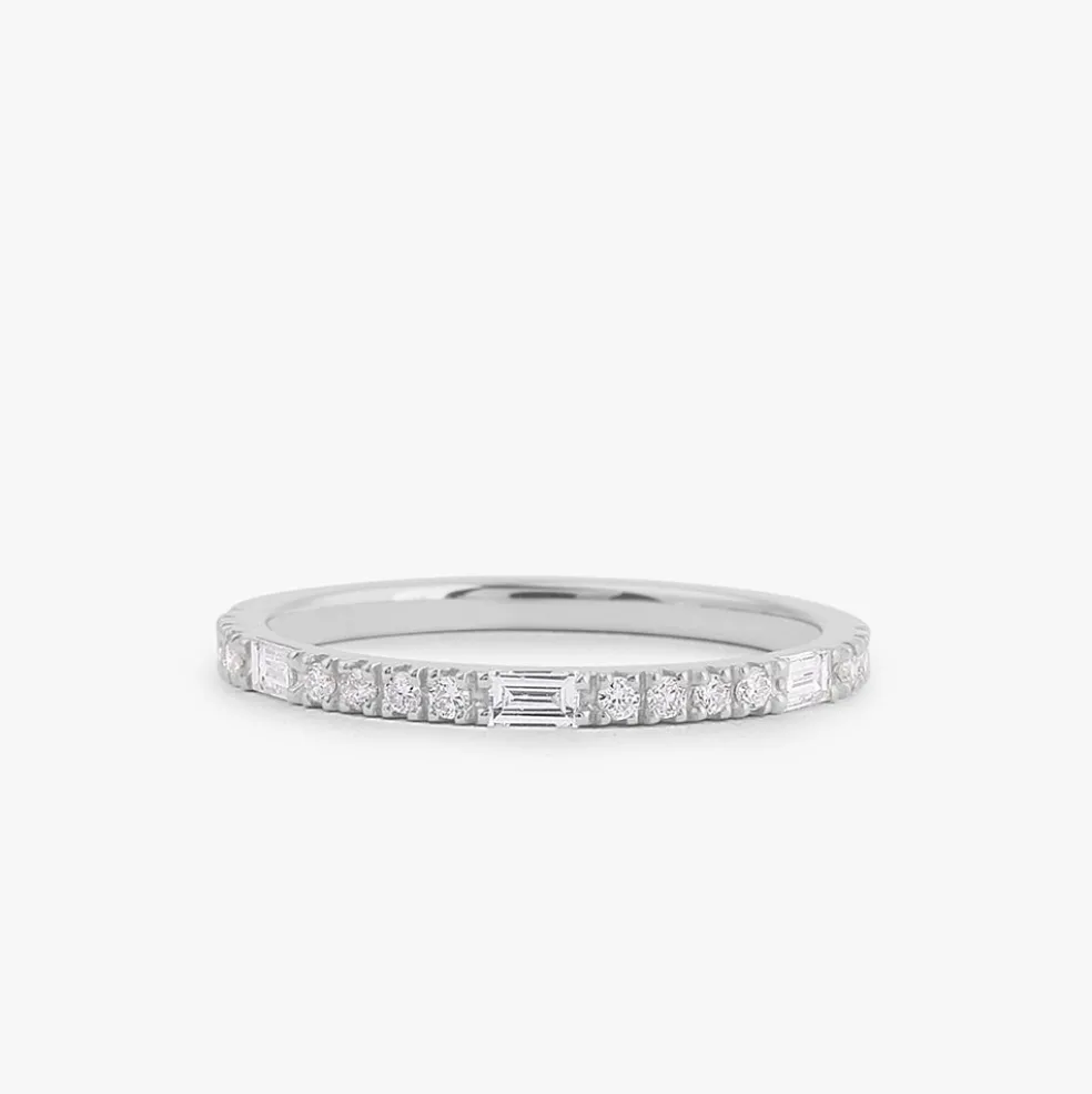 14K Gold Baguette and Round Cut Diamond Wedding Band
