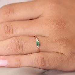 14k Gold Baguette Emerald Diamond Ring