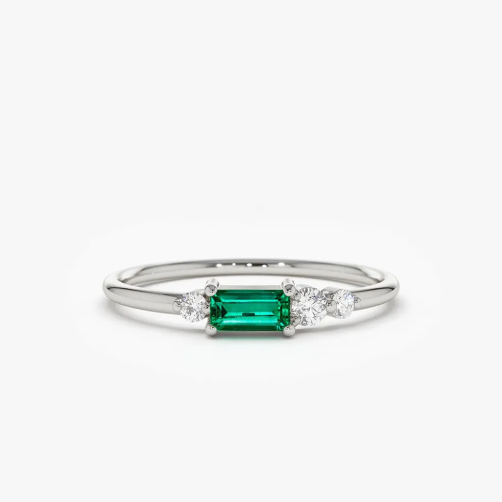 14k Gold Baguette Emerald Diamond Ring