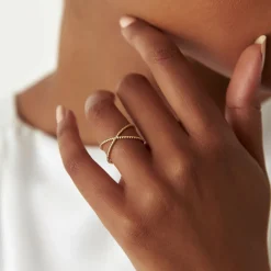 14K Gold Beaded Band Criss Cross Statement Ring