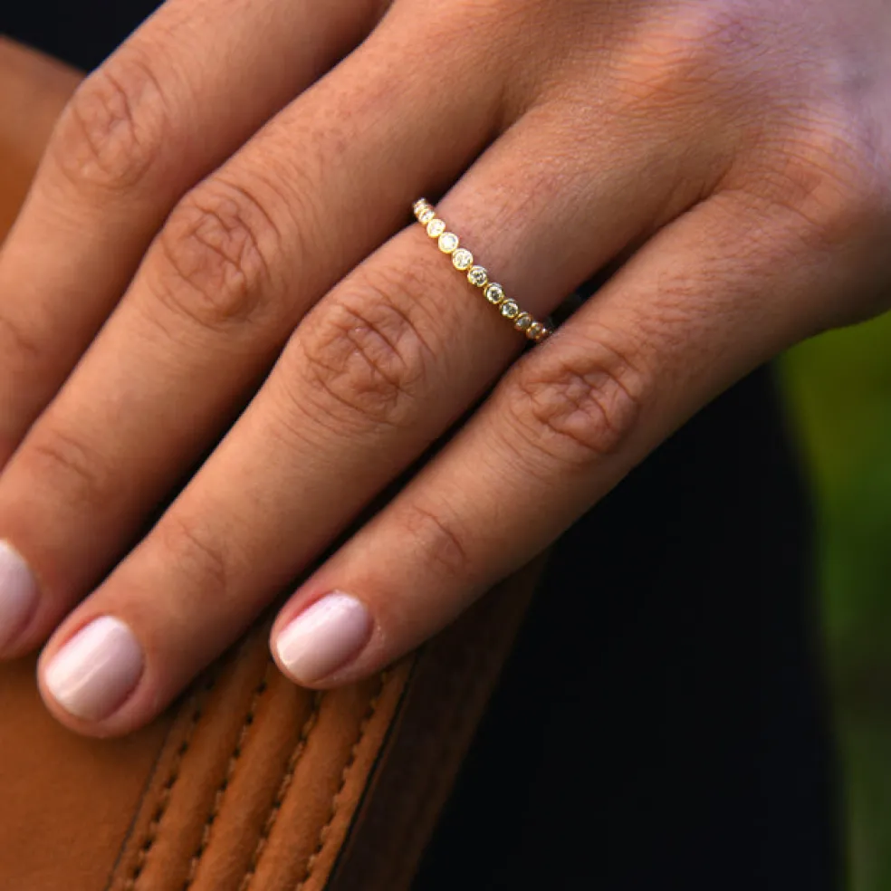 14K Gold Bezel Setting Round Brilliant Cut Diamond Eternity Ring