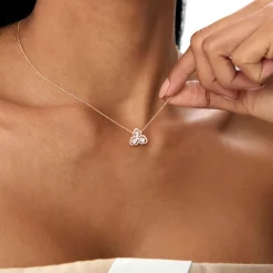 14K Gold Clover Baguette Diamond Necklace