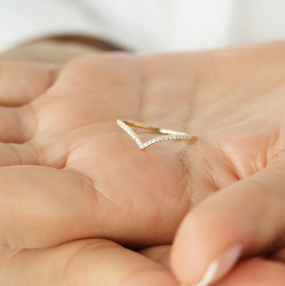 14K Gold Diamond Chevron Ring