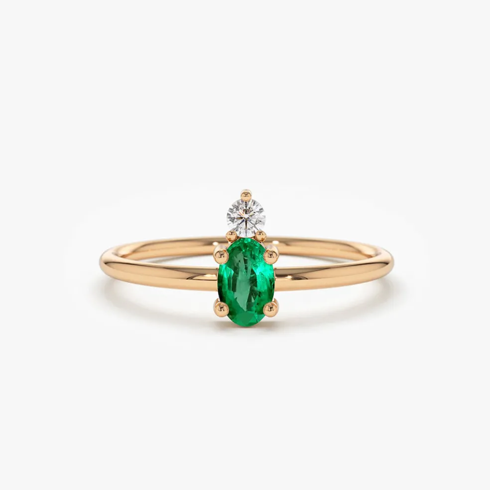 14K Gold Oval Emerald and Diamond Ring
