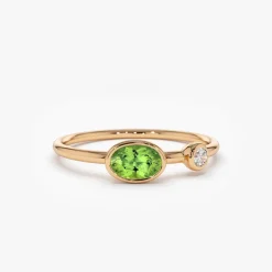 14k Gold Oval Peridot and Diamond Ring