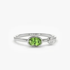14k Gold Oval Peridot and Diamond Ring