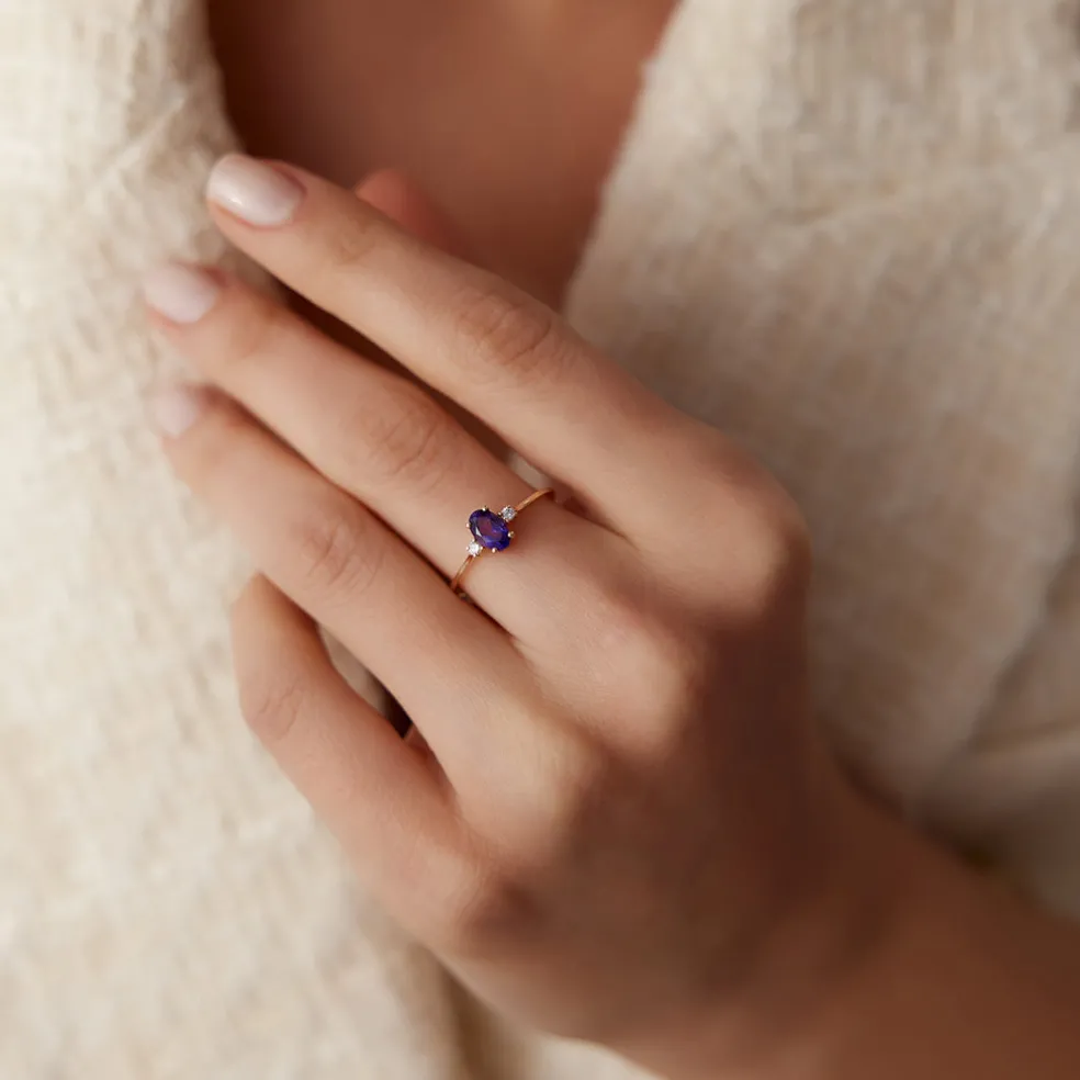 14K Gold Oval Shape Amethyst and Diamond 3 Stone Ring