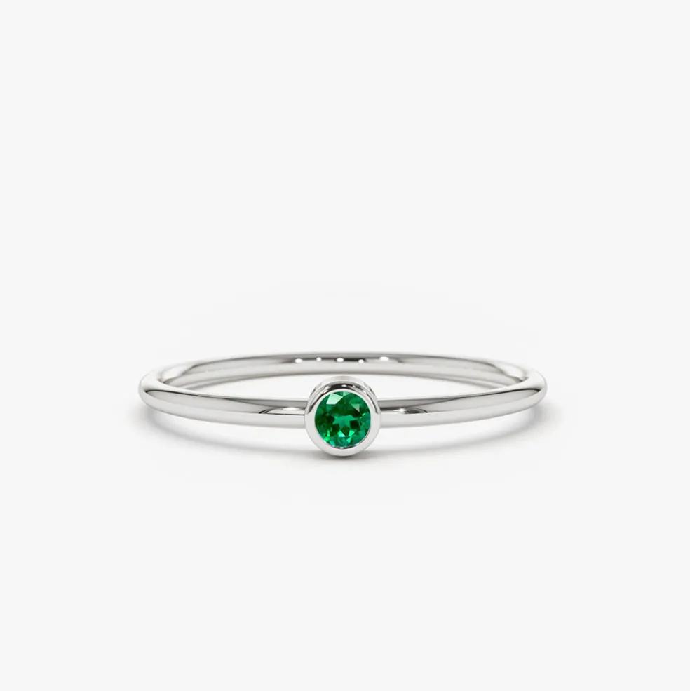 14k Gold Solitaire Emerald Gemstone Ring