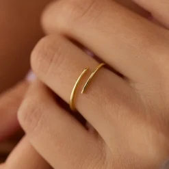 14k Gold Stacking Criss Cross Ring
