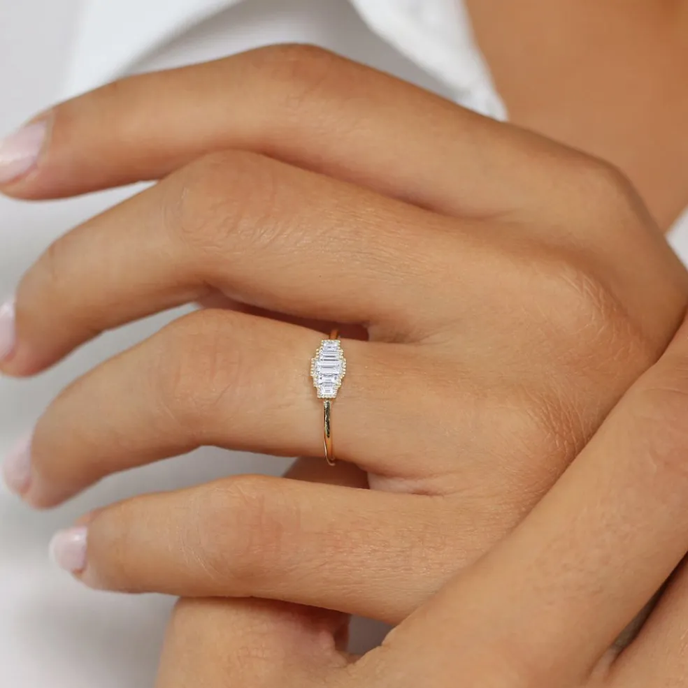 14K Gold Step Cut Baguette Diamond Ring