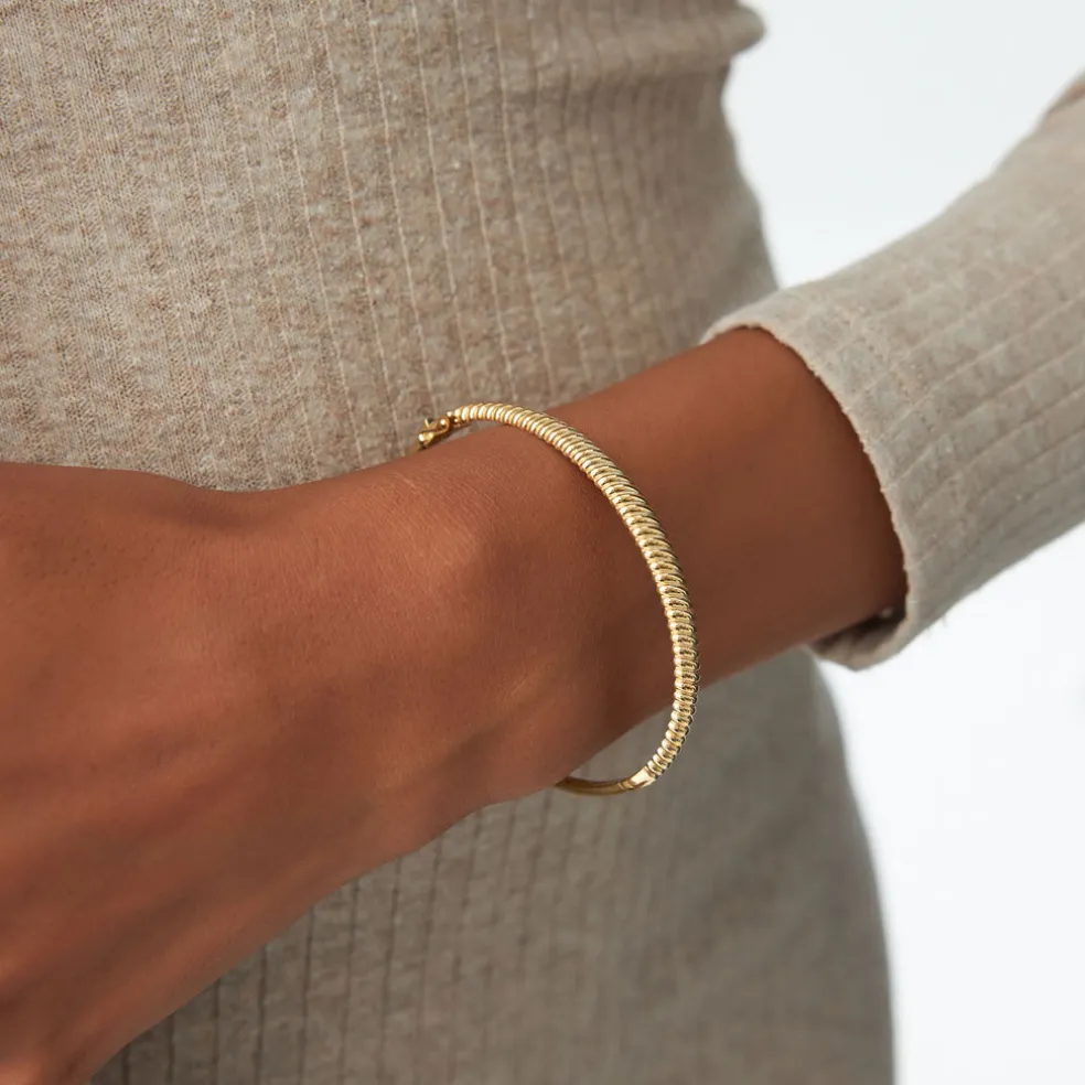 14K Gold Twist Bangle Bracelet